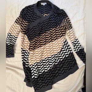 Carolyn Taylor Black and Gray Knit Sweater